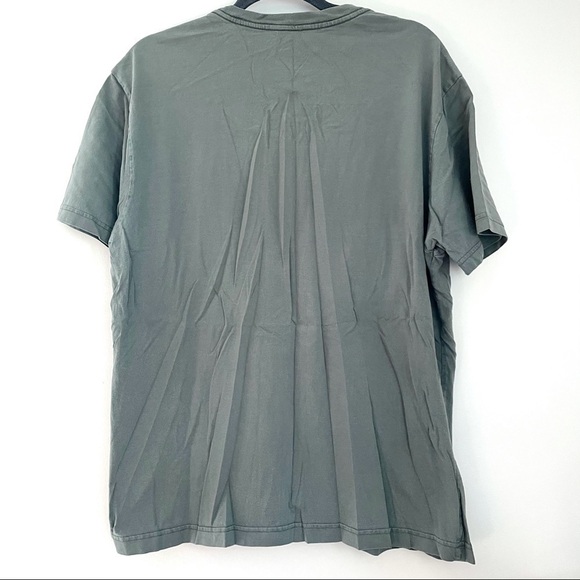 🎯3/$10 Old Navy Blue Mt. Lake NY Green Grey Tee L - Picture 6 of 6